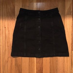 black skirt